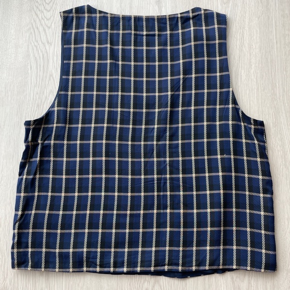 Aritzia Babaton Murphy Blouse - Size Small - Picture 3 of 3